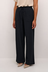 Milia Pant - Black