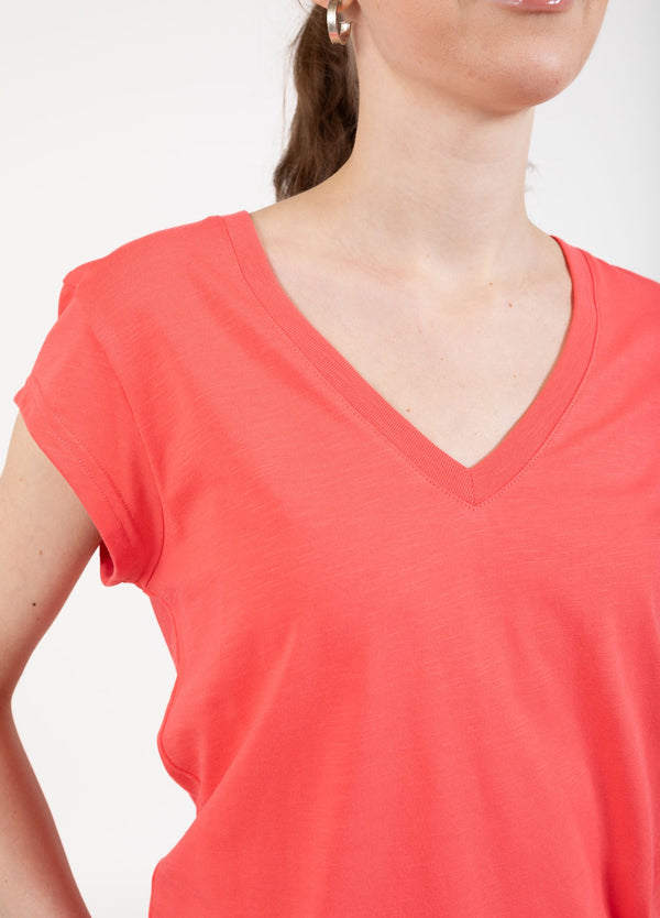 V-Neck T-shirt - Intense Pink