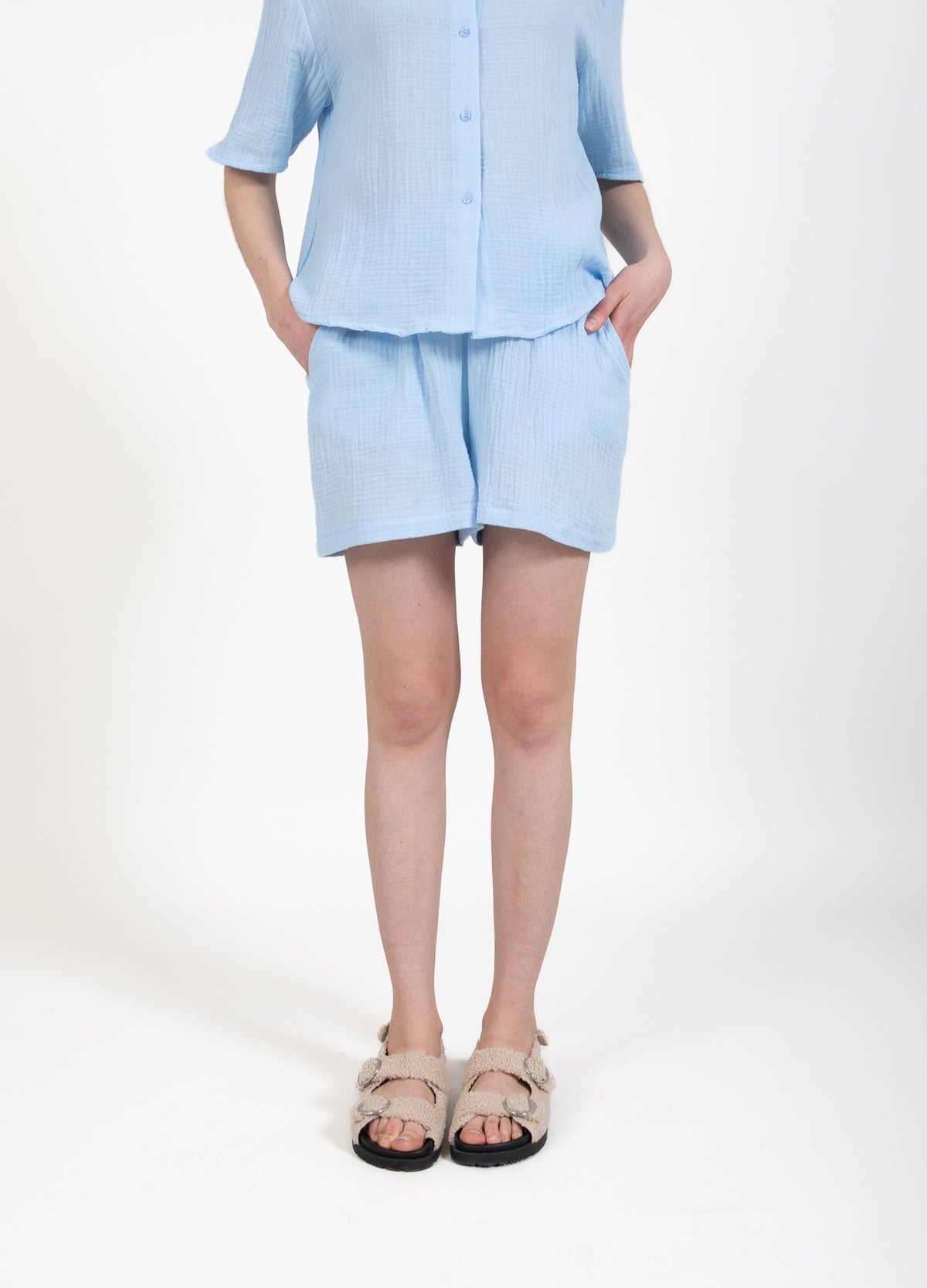 Esther Loose Shorts - Light Blue