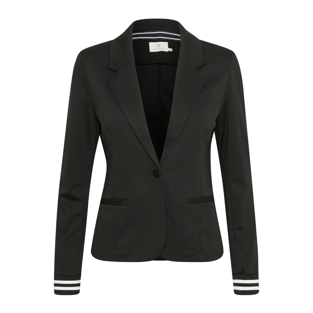 Kinnie Blazer